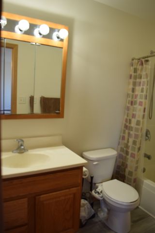 565 N Strack Street 302, Cortland, IL 60112