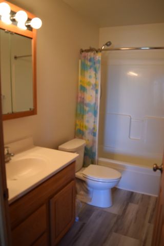 565 N Strack Street 302, Cortland, IL 60112