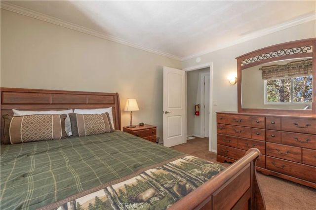 548 Moreno Lane, Sugarloaf, CA 92386
