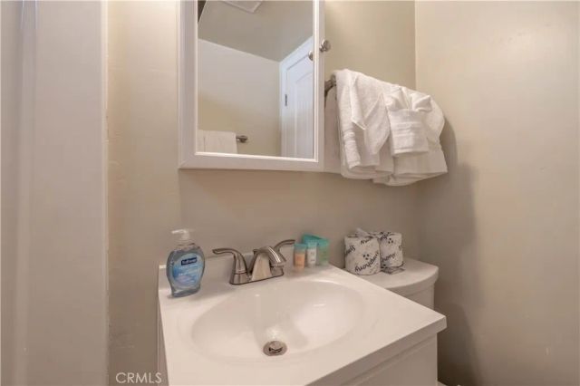 548 Moreno Lane, Sugarloaf, CA 92386