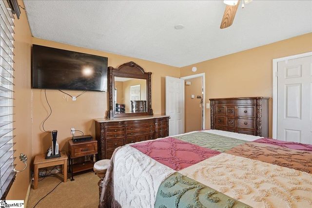 16 Carver Street, Greenville, SC 29611