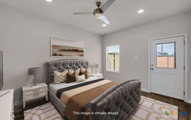 124 Morris Court, Mcgregor, TX 76657