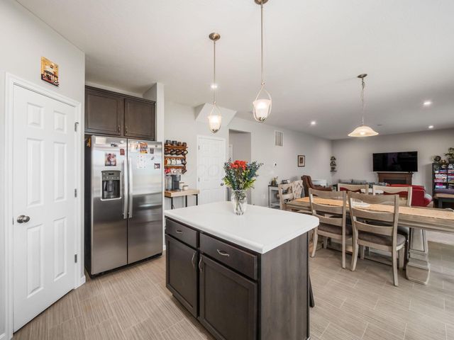 156 Heron Drive, Pataskala, OH 43062