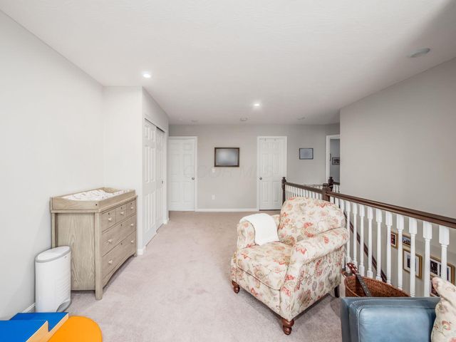 156 Heron Drive, Pataskala, OH 43062