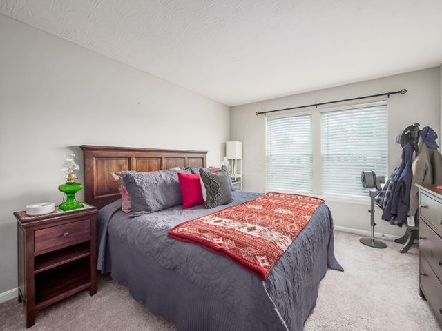 156 Heron Drive, Pataskala, OH 43062