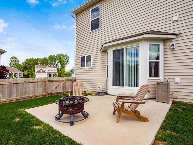 156 Heron Drive, Pataskala, OH 43062