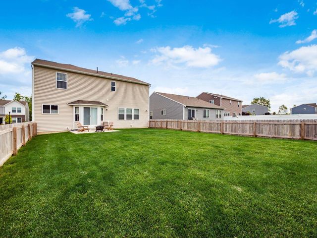 156 Heron Drive, Pataskala, OH 43062