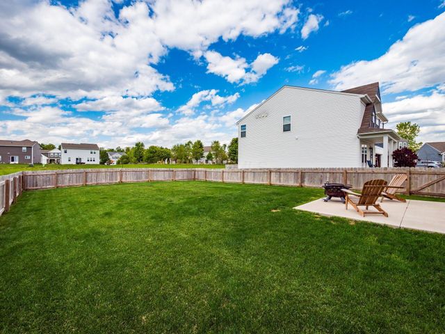 156 Heron Drive, Pataskala, OH 43062