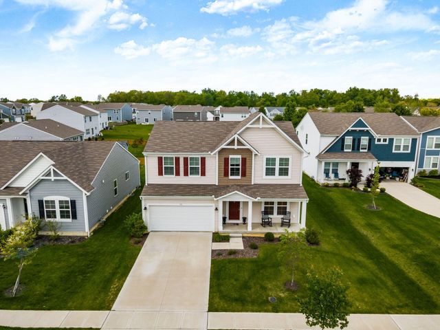 156 Heron Drive, Pataskala, OH 43062