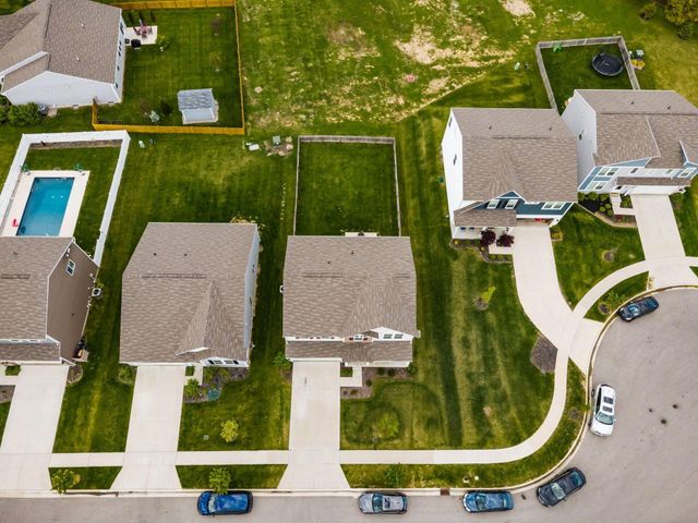 156 Heron Drive, Pataskala, OH 43062