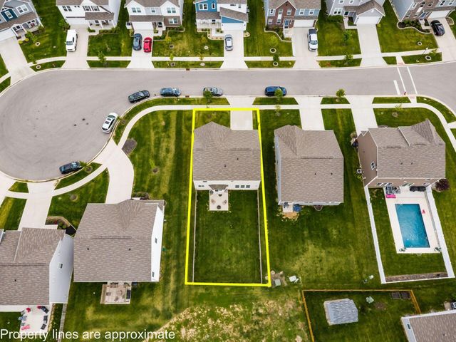 156 Heron Drive, Pataskala, OH 43062