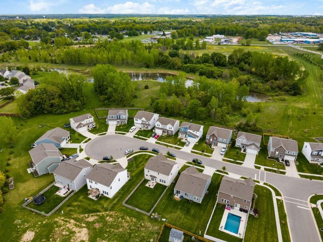 156 Heron Drive, Pataskala, OH 43062