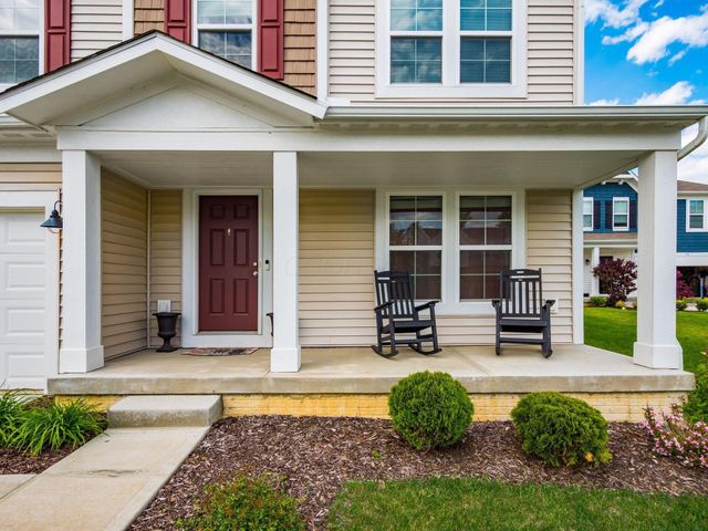156 Heron Drive, Pataskala, OH 43062