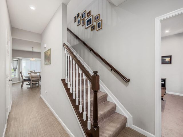 156 Heron Drive, Pataskala, OH 43062