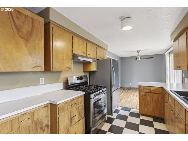 3210 Se SHERRETT St, Milwaukie, OR 97222
