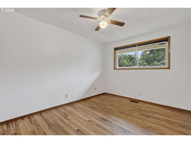 3210 Se SHERRETT St, Milwaukie, OR 97222