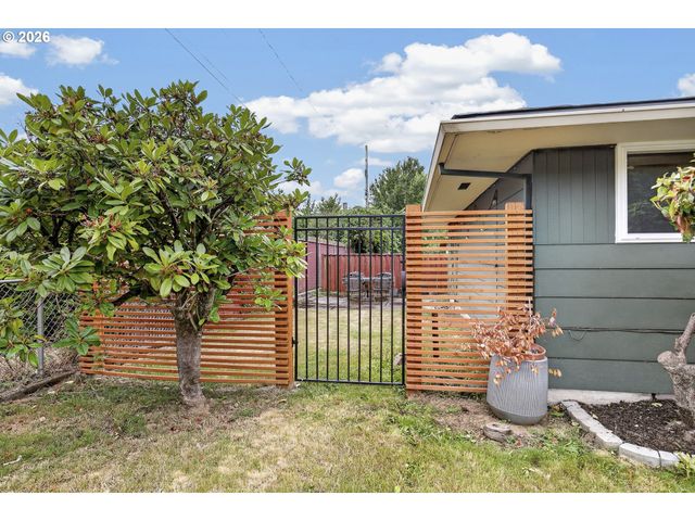 3210 Se SHERRETT St, Milwaukie, OR 97222