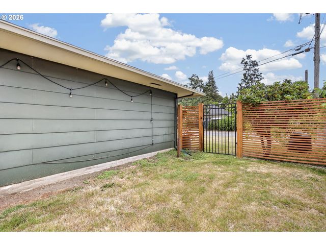 3210 Se SHERRETT St, Milwaukie, OR 97222