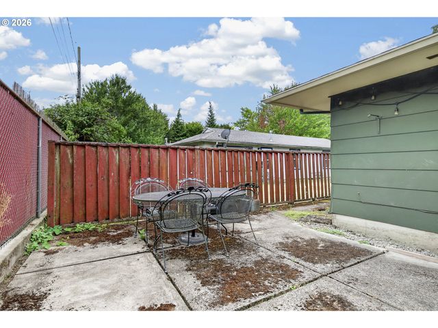 3210 Se SHERRETT St, Milwaukie, OR 97222