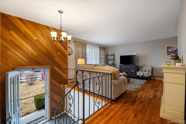 1131 Udall Road, Bay Shore, NY 11706