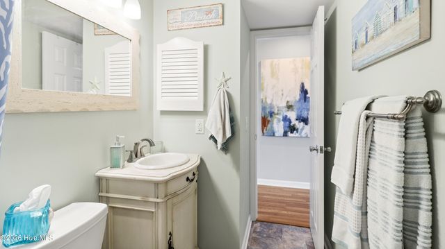 650 Cedar Point Boulevard B14, Cedar Point, NC 28584