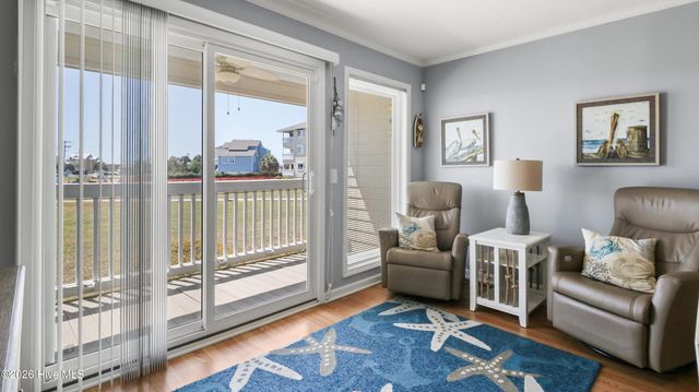 650 Cedar Point Boulevard B14, Cedar Point, NC 28584