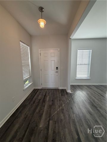 7 Mirror Lake Drive, Port Wentworth, GA 31407