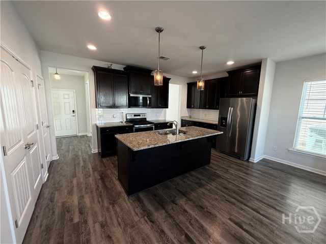 7 Mirror Lake Drive, Port Wentworth, GA 31407