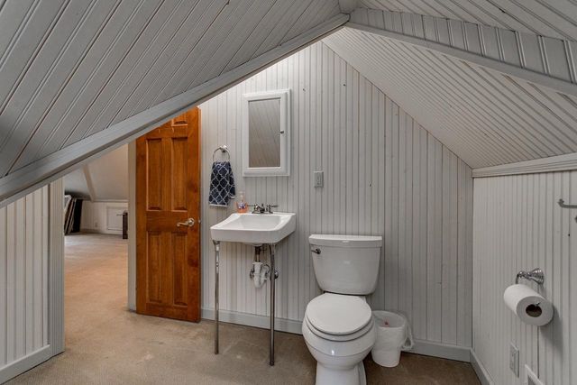 327 W MAIN STREET, Hortonville, WI 54944