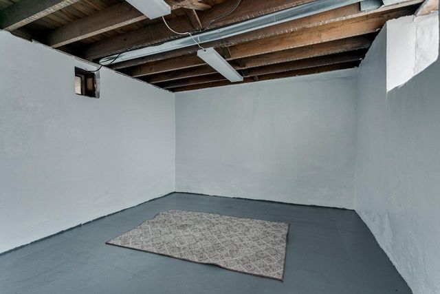 327 W MAIN STREET, Hortonville, WI 54944