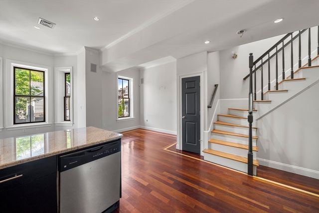 651 E 3rd Street 2, Boston, MA 02127