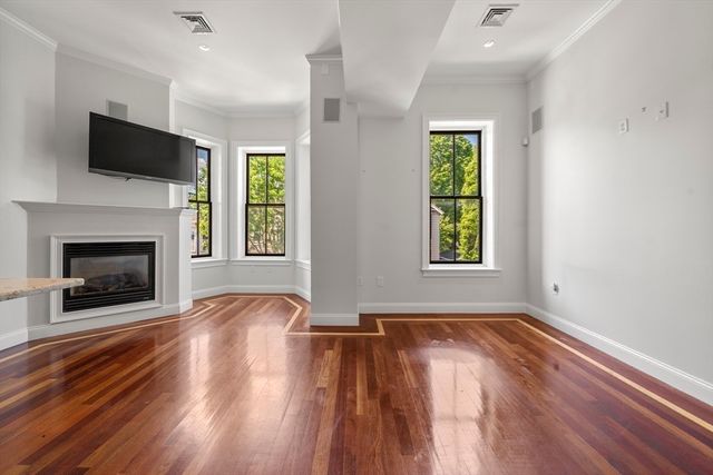 651 E 3rd Street 2, Boston, MA 02127