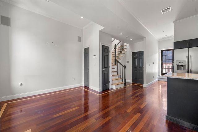 651 E 3rd Street 2, Boston, MA 02127