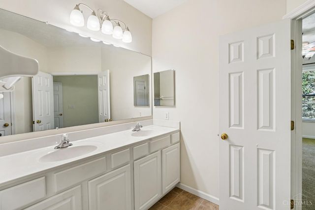 3871 Heritage Pointe Boulevard, Deerfield Twp., OH 45040