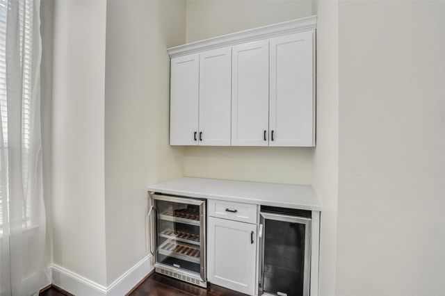 5526 Darling Street C, Houston, TX 77007