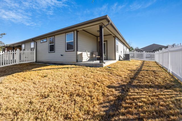 1701 Logan DR 32, Round Rock, TX 78664