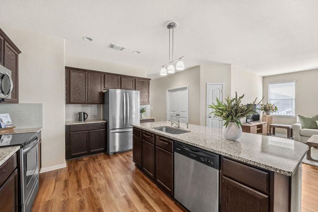 1701 Logan DR 32, Round Rock, TX 78664