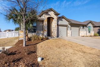 1701 Logan DR 32, Round Rock, TX 78664