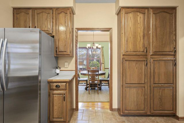 1606 Chadsworth Drive, Sun Prairie, WI 53590