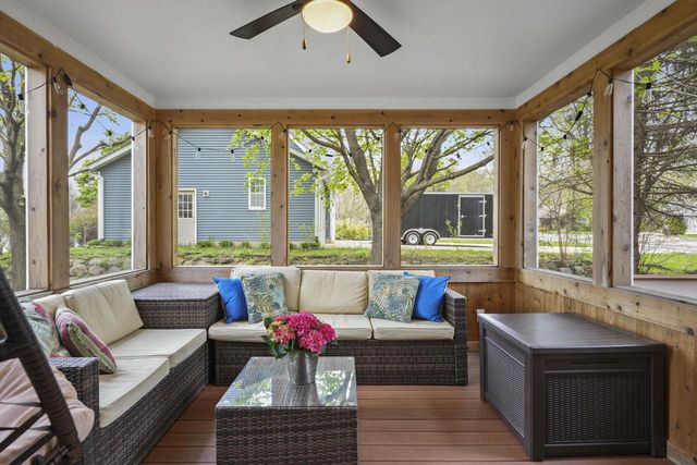 1606 Chadsworth Drive, Sun Prairie, WI 53590