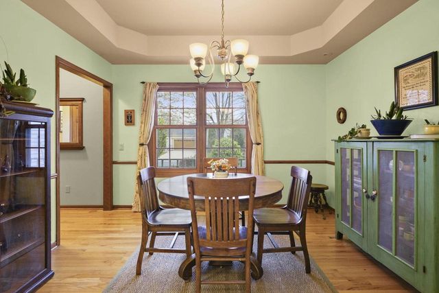 1606 Chadsworth Drive, Sun Prairie, WI 53590