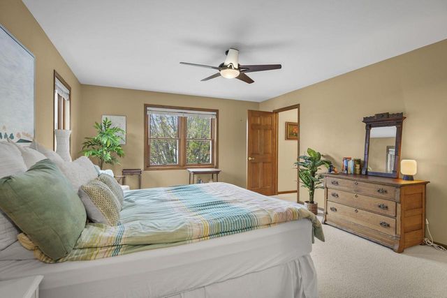 1606 Chadsworth Drive, Sun Prairie, WI 53590