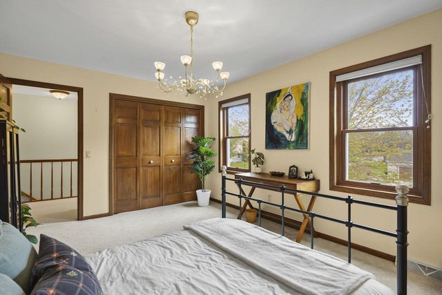 1606 Chadsworth Drive, Sun Prairie, WI 53590