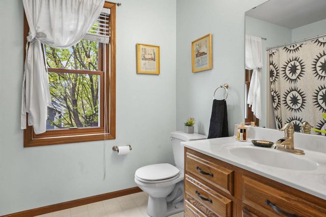 1606 Chadsworth Drive, Sun Prairie, WI 53590