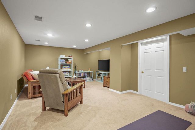 1606 Chadsworth Drive, Sun Prairie, WI 53590