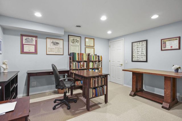1606 Chadsworth Drive, Sun Prairie, WI 53590