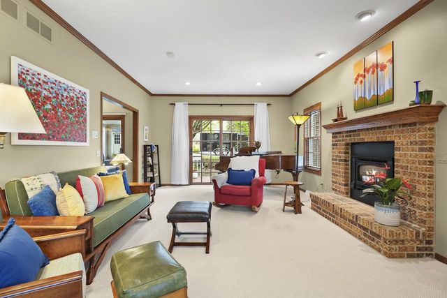 1606 Chadsworth Drive, Sun Prairie, WI 53590