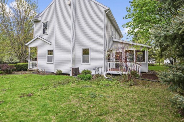 1606 Chadsworth Drive, Sun Prairie, WI 53590