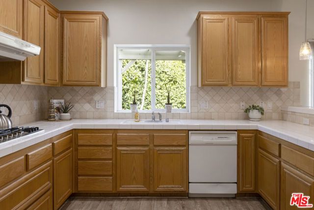 1505 Briarcroft Road, Claremont, CA 91711