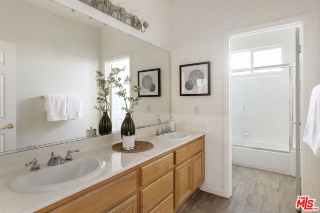 1505 Briarcroft Road, Claremont, CA 91711